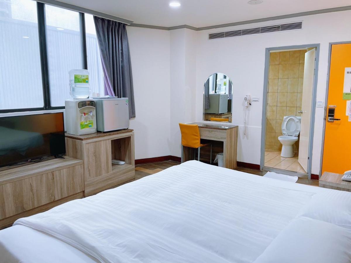 A22 Wei Lu Hotel Чжунли Екстериор снимка